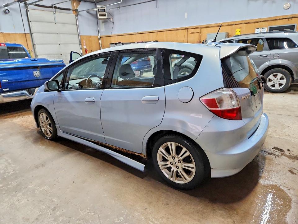 51887526 :رقم المزاد ، JHMGE8H44AC025679 vin ، 2010 Honda Fit مزاد بيع