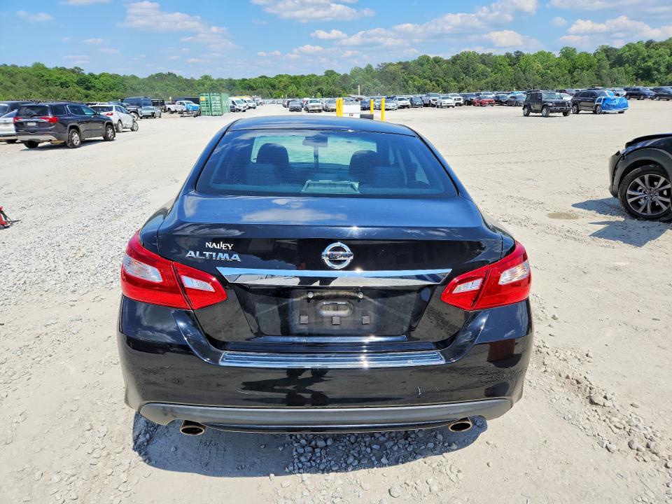 2017 Nissan Altima მანქანა იყიდება აუქციონზე, vin: 1N4AL3AP6HC161994, აუქციონის ნომერი: 53191186