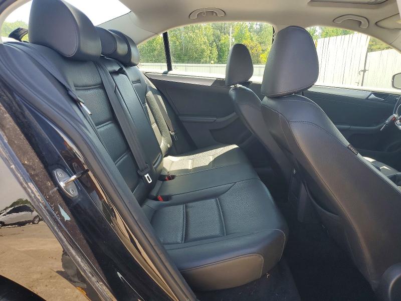 53173826 :رقم المزاد ، 3VWDB7AJ8HM384532 vin ، 2017 Volkswagen Jetta مزاد بيع