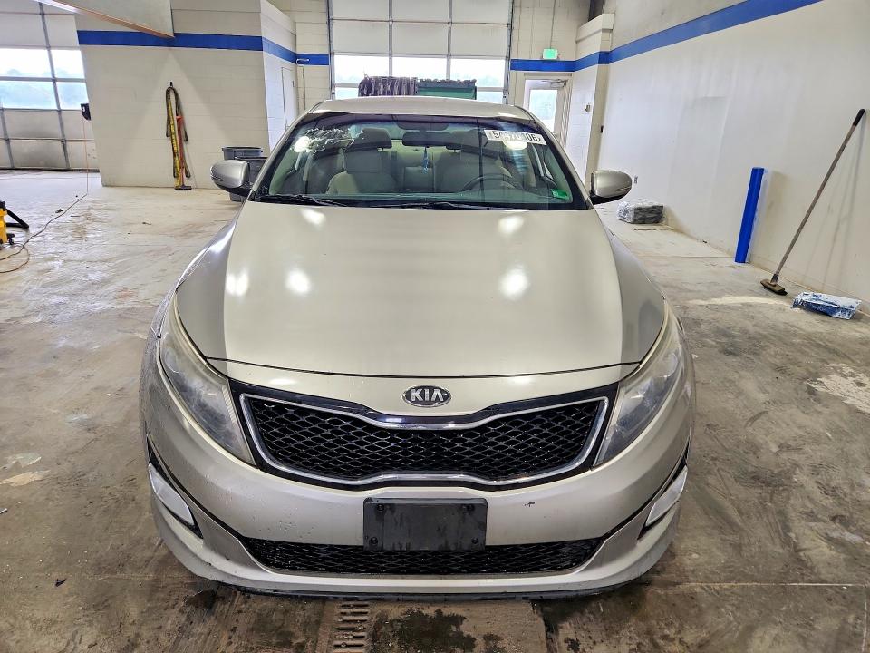 2015 Kia Optima მანქანა იყიდება აუქციონზე, vin: 5XXGM4A72FG443683, აუქციონის ნომერი: 54470406