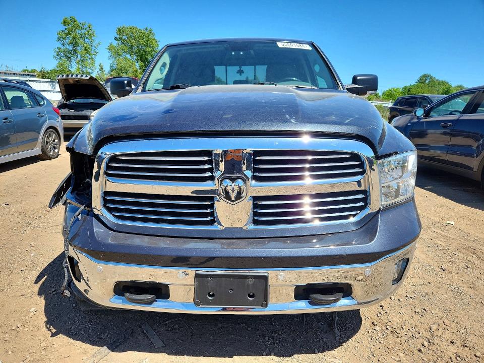 55501686 :رقم المزاد ، 1C6RR7GT9HS521358 vin ، 2017 Ram 1500 مزاد بيع