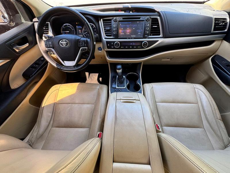 Auction sale of the 2017 Toyota Highlander Hybrid, vin: 5TDJGRFH3HS023332, lot number: 54521816