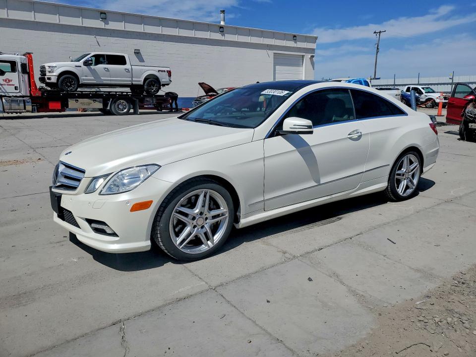 Продажа на аукционе авто 2011 Mercedes-benz E, vin: WDDKJ7CBXBF092168, номер лота: 53030106