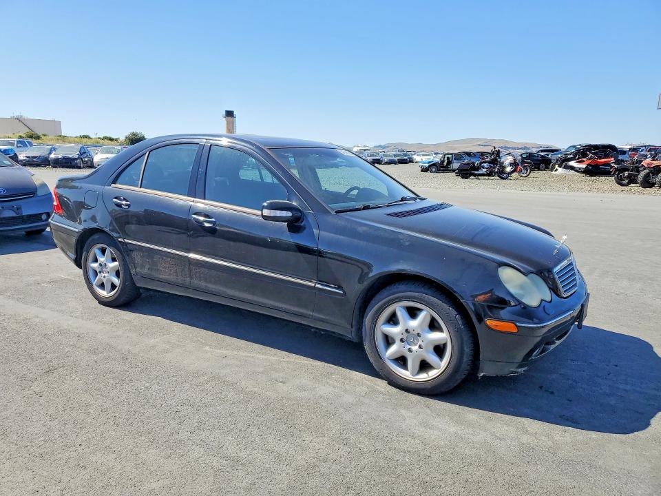 54148296 :رقم المزاد ، WDBRF64JX1F030602 vin ، 2001 Mercedes-benz C مزاد بيع