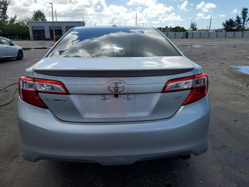 53851256 :رقم المزاد ، 4T1BF1FKXDU211335 vin ، 2013 Toyota Camry مزاد بيع