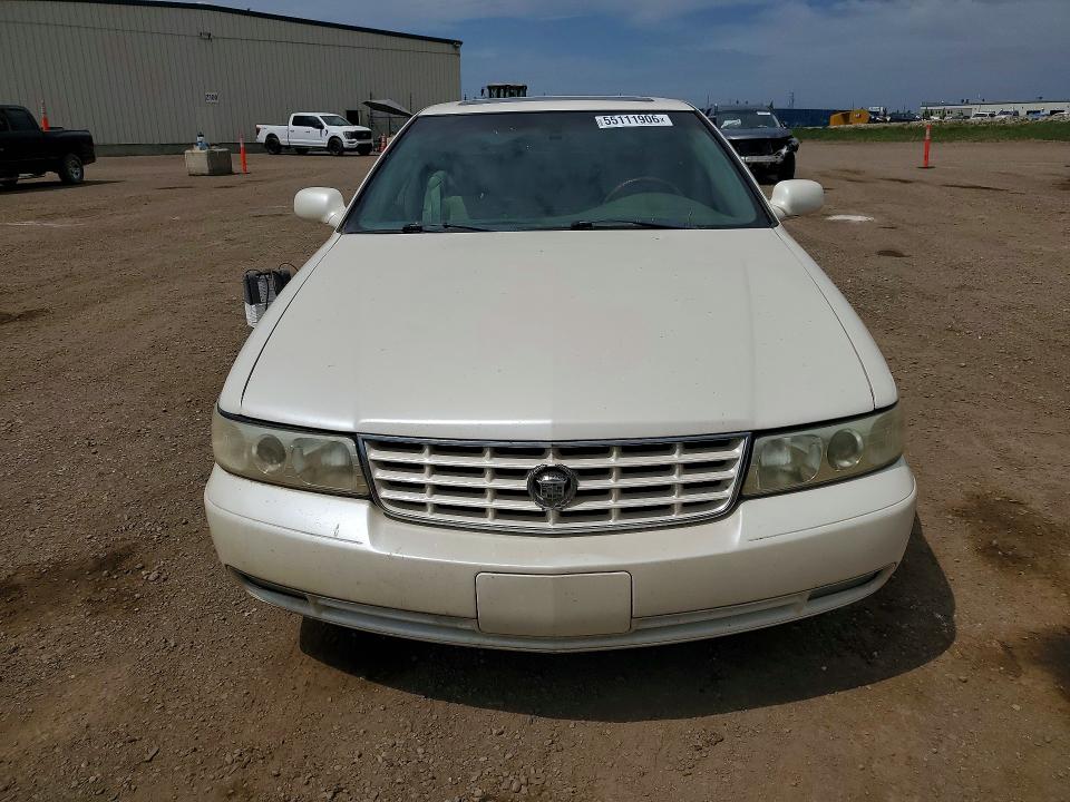 55111906 :رقم المزاد ، 1G6KY54981U285261 vin ، 2001 Cadillac Seville مزاد بيع
