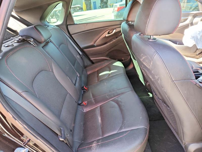 2018 Hyundai Elantra Gt მანქანა იყიდება აუქციონზე, vin: KMHH55LC6JU078165, აუქციონის ნომერი: 54354306