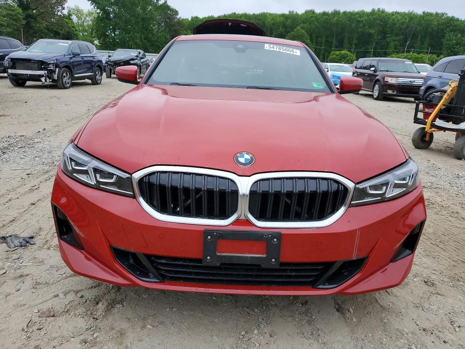 54785866 :رقم المزاد ، 3MW89FF00R8E72038 vin ، 2024 Bmw 330xi مزاد بيع