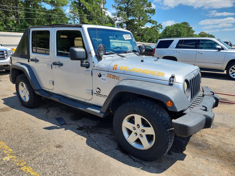 53419536 :رقم المزاد ، 1J4BA3H16AL174783 vin ، 2010 Jeep Wrangler Unlimited مزاد بيع