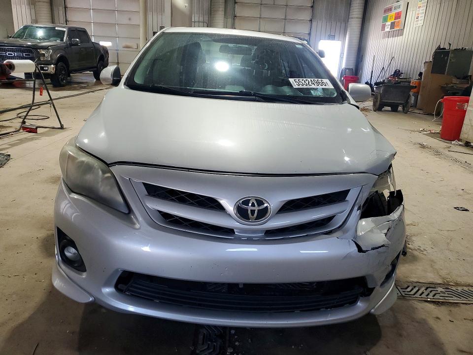55324966 :رقم المزاد ، 2T1BU4EE7DC009525 vin ، 2013 Toyota Corolla مزاد بيع