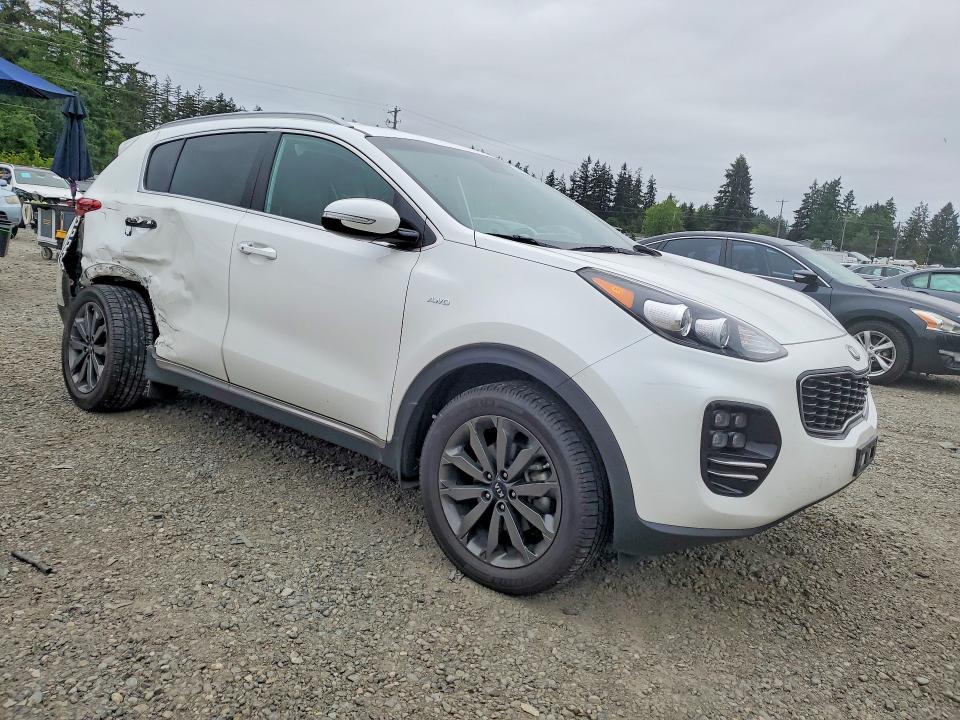 54212656 :رقم المزاد ، KNDPNCAC2J7425223 vin ، 2018 Kia Sportage مزاد بيع