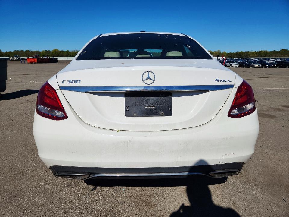 Продажа на аукционе авто 2018 Mercedes-benz C, vin: 55SWF4KB3JU239073, номер лота: 52693076