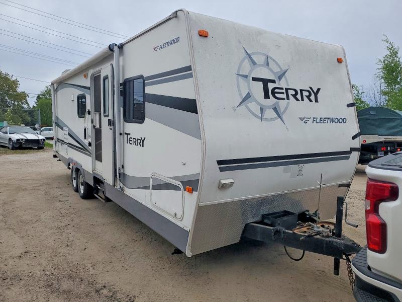 53332796 :رقم المزاد ، 2EA1F302966502255 vin ، 2006 Fleetwood Terry مزاد بيع