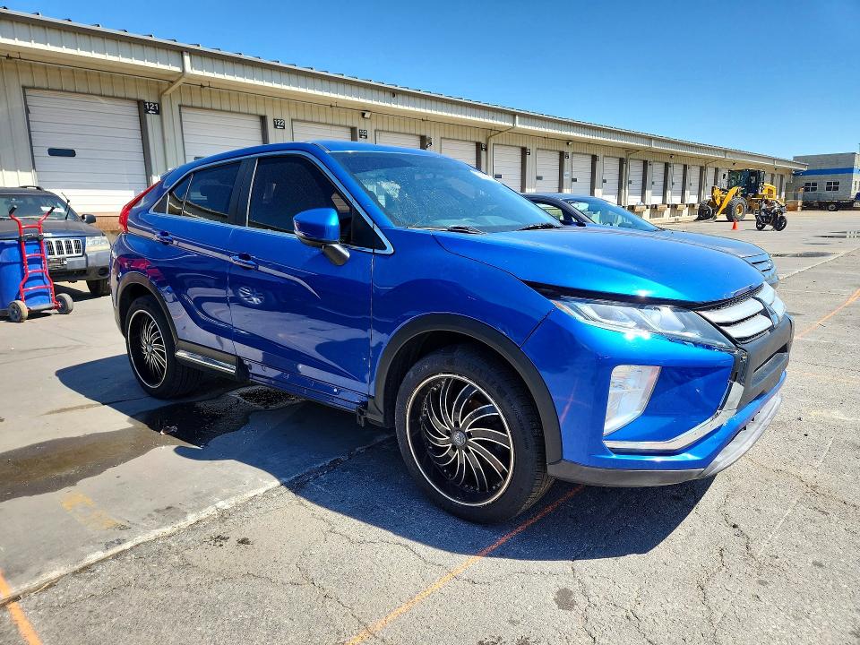 2018 Mitsubishi Eclipse Cross მანქანა იყიდება აუქციონზე, vin: JA4AT3AA8JZ049765, აუქციონის ნომერი: 53385036