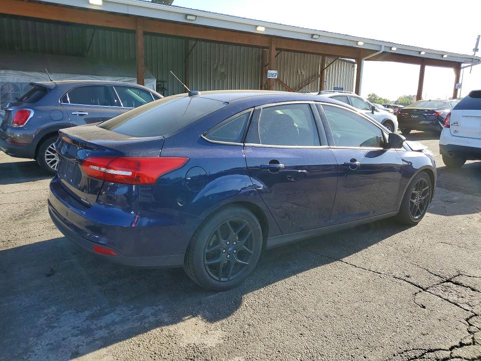 53697376 :رقم المزاد ، 1FADP3F26GL387529 vin ، 2016 Ford Focus مزاد بيع