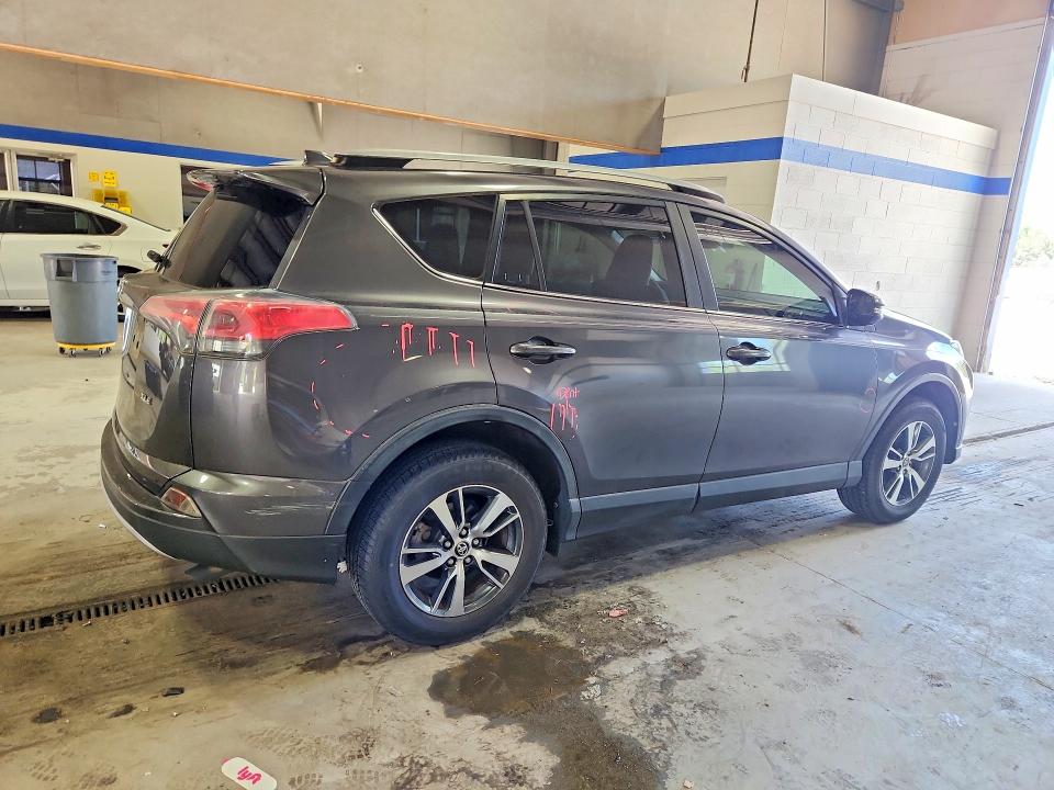 51520716 :رقم المزاد ، JTMWFREV5HJ126992 vin ، 2017 Toyota Rav4 مزاد بيع