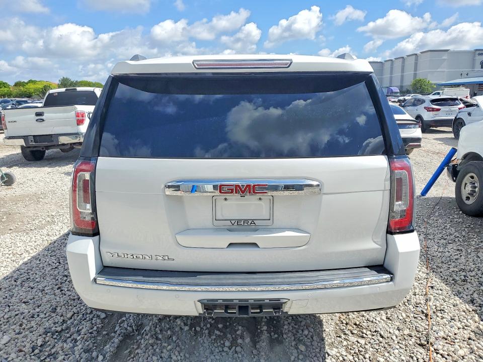 Продажа на аукционе авто 2016 Gmc Yukon Xl, vin: 1GKS1HKJ0GR355013, номер лота: 53740296