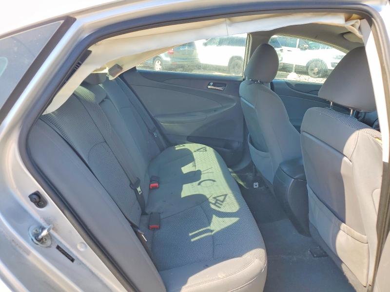 52539936 :رقم المزاد ، 5NPEB4AC2DH639182 vin ، 2013 Hyundai Sonata مزاد بيع