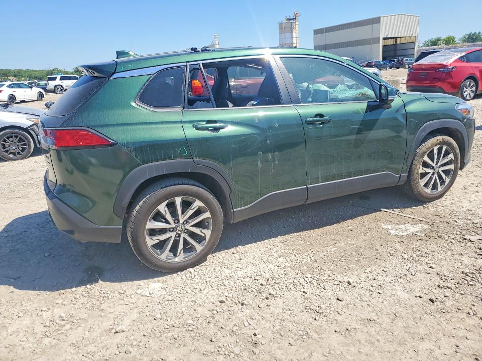 Продажа на аукционе авто 2022 Toyota Corolla Cross, vin: 7MUDAABG3NV007730, номер лота: 51778796