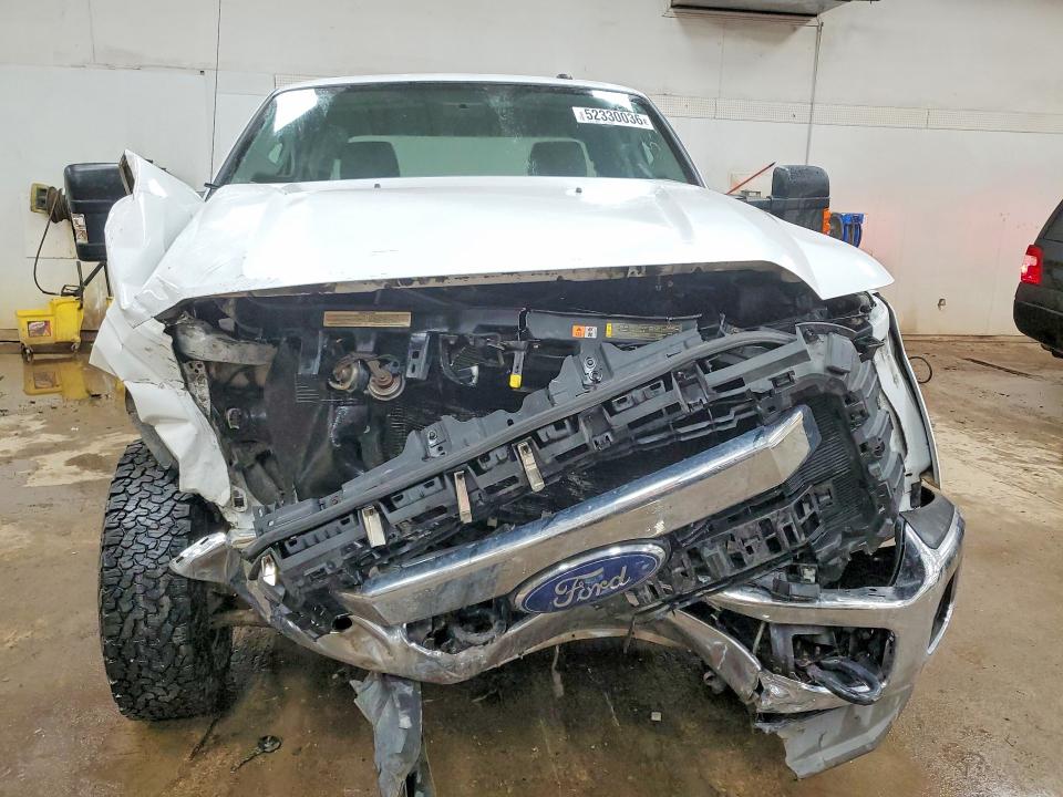 52330036 :رقم المزاد ، 1FT7X2B6XBEA27607 vin ، 2011 Ford F250 مزاد بيع