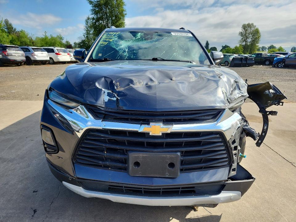 55040196 :رقم المزاد ، 3GNKBHRSXMS573418 vin ، 2021 Chevrolet Blazer مزاد بيع