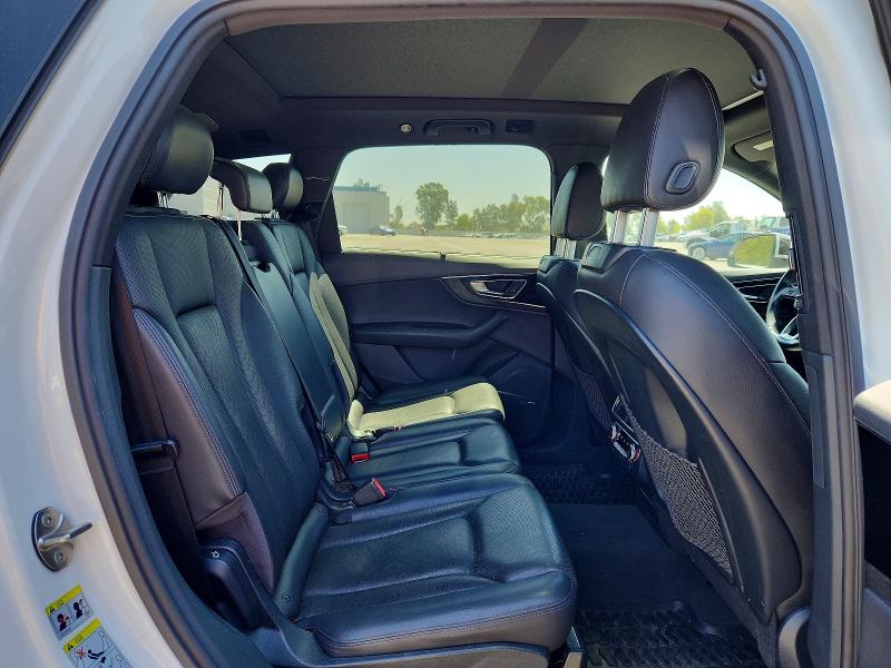 54493026 :رقم المزاد ، WA1VAAF7XHD013382 vin ، 2017 Audi Q7 مزاد بيع