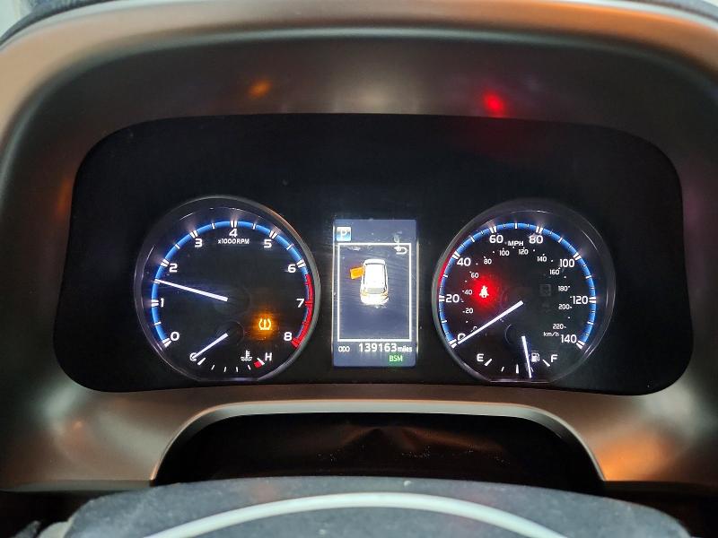 2018 Toyota Rav4 მანქანა იყიდება აუქციონზე, vin: JTMRFREV6JD243191, აუქციონის ნომერი: 53384216