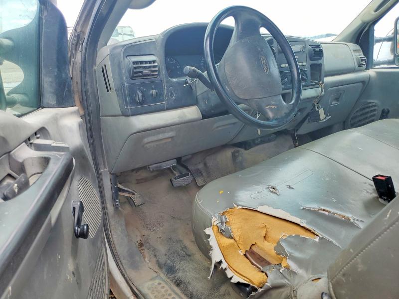 51115556 :رقم المزاد ، 1FDSF34545ED23553 vin ، 2005 Ford F350 مزاد بيع