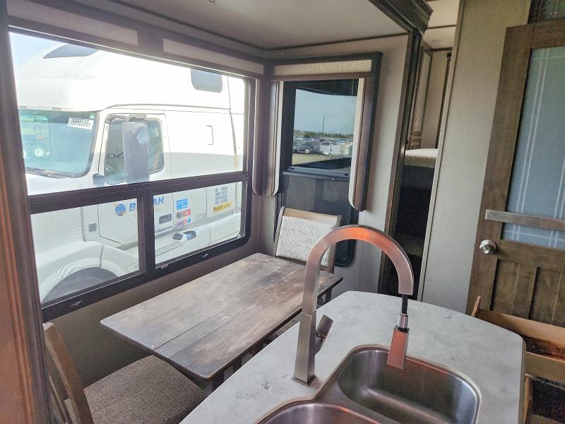 Продаж на аукціоні авто 2021 Grand Design Solitude, vin: 573FS4325MAA00922, номер лоту: 50961796