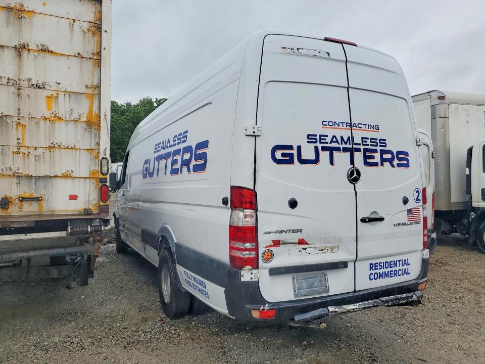 54255206 :رقم المزاد ، WD3PF4CC9FP114261 vin ، 2015 Mercedes Benz Sprinter مزاد بيع