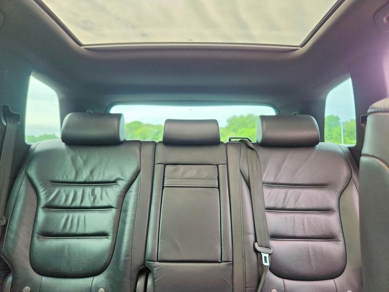 54669356 :رقم المزاد ، WVGRF7BP9HD000586 vin ، 2017 Volkswagen Touareg مزاد بيع
