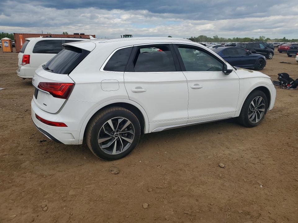 53729506 :رقم المزاد ، WA1AAAFY8M2132755 vin ، 2021 Audi Q5 مزاد بيع