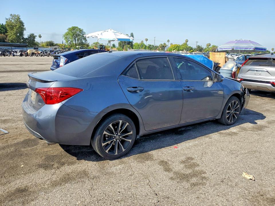 2018 Toyota Corolla მანქანა იყიდება აუქციონზე, vin: 5YFBURHE0JP843057, აუქციონის ნომერი: 54682156