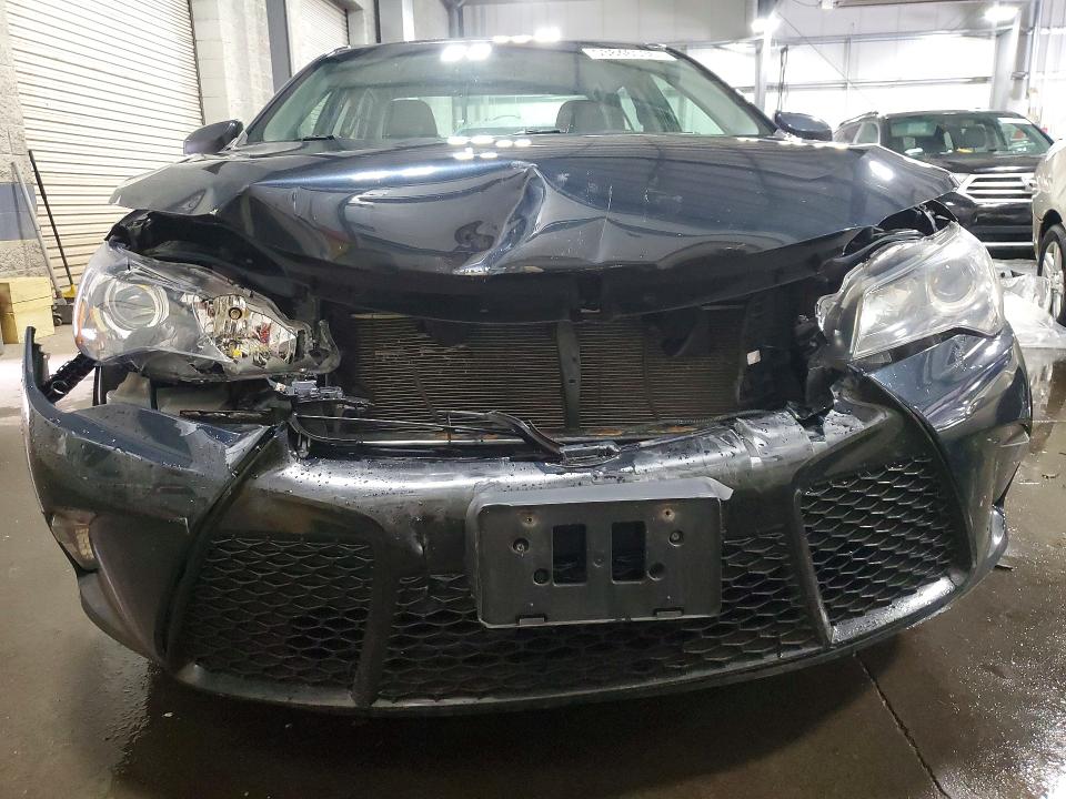 2015 Toyota Camry მანქანა იყიდება აუქციონზე, vin: 4T1BF1FK2FU097463, აუქციონის ნომერი: 53846536