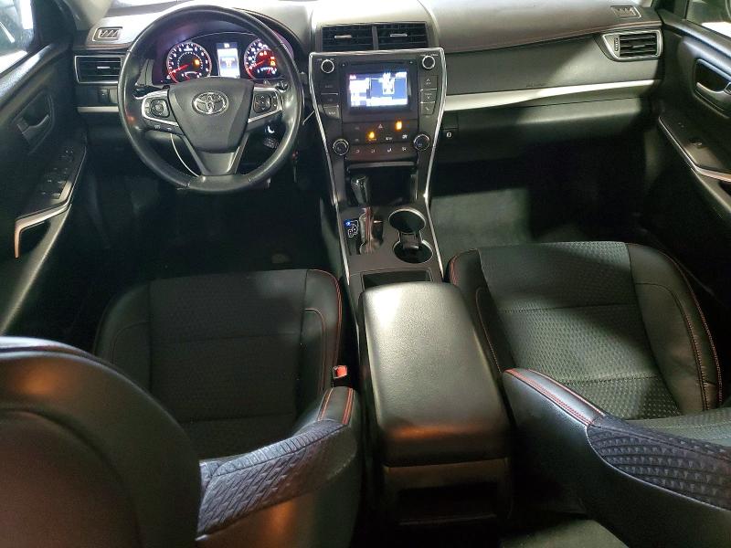 52240076 :رقم المزاد ، 4T1BF1FK2FU957457 vin ، 2015 Toyota Camry مزاد بيع