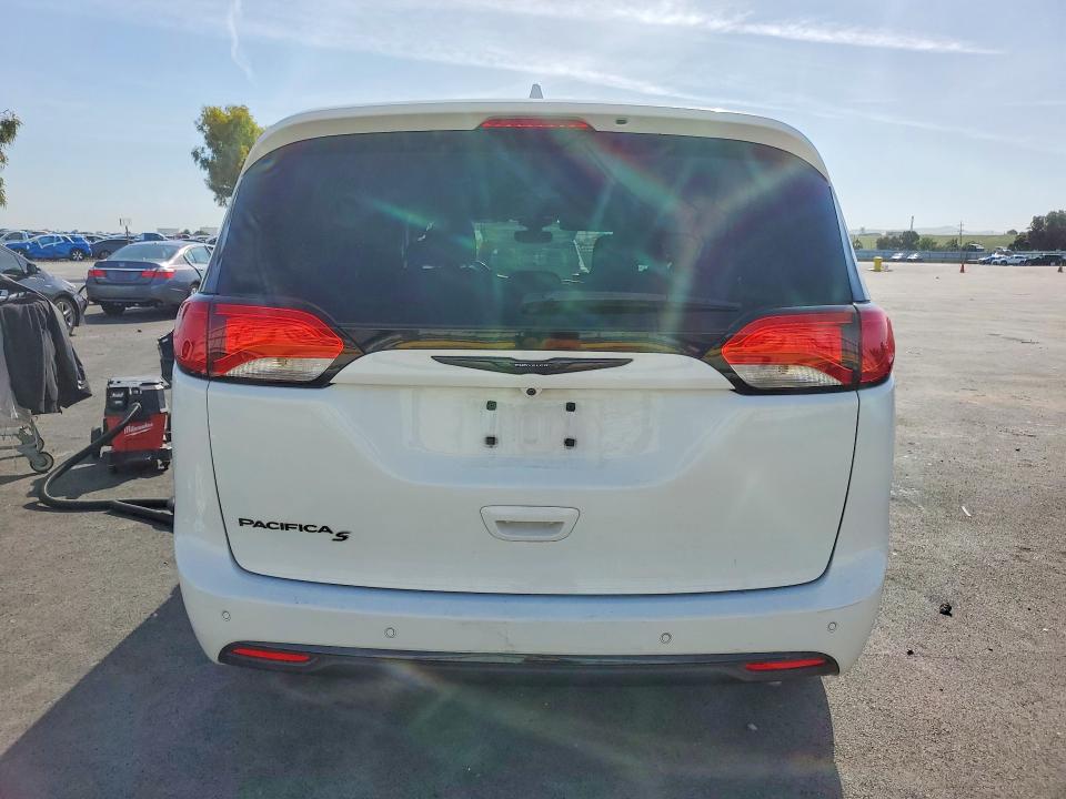 Продаж на аукціоні авто 2020 Chrysler Pacifica, vin: 2C4RC1FG7LR192858, номер лоту: 51968676