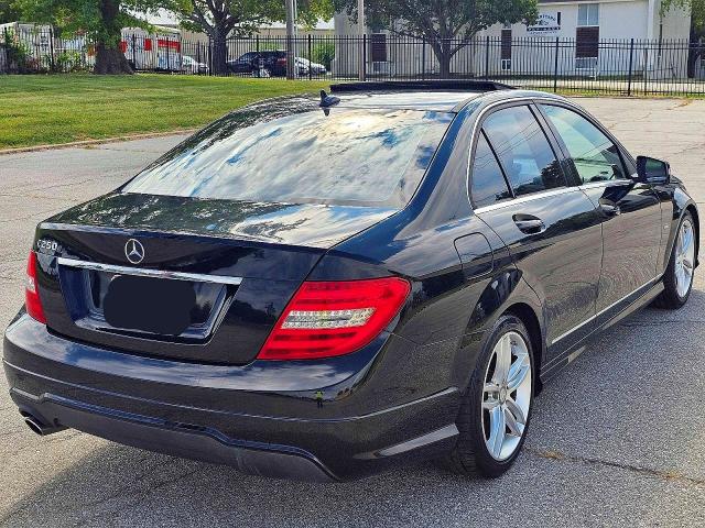 Продажа на аукционе авто 2012 Mercedes-benz C, vin: WDDGF4HB2CR194515, номер лота: 54468996