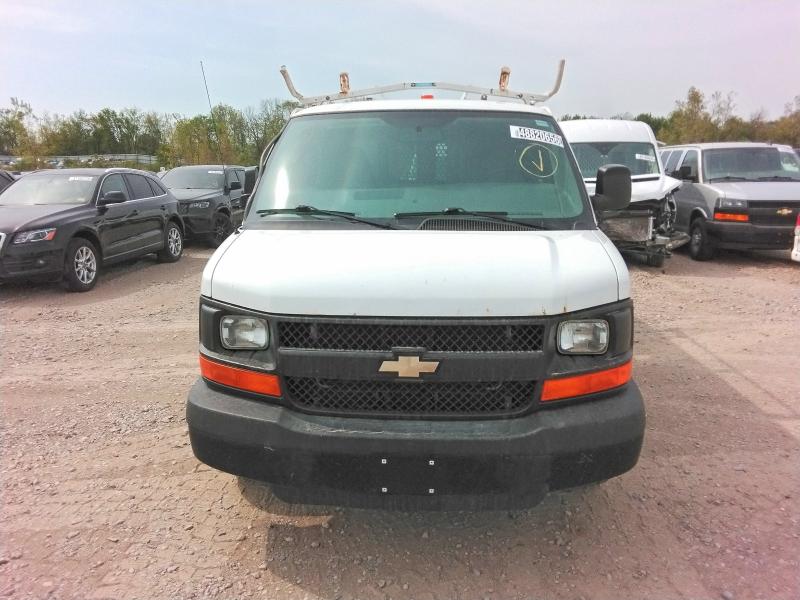 48820656 :رقم المزاد ، 1GCWGFCA6E1198887 vin ، 2014 Chev Express G2500 مزاد بيع