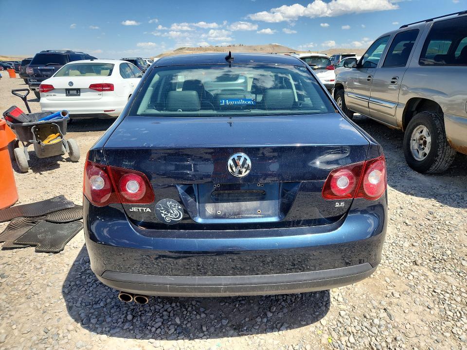 2008 Volkswagen Jetta მანქანა იყიდება აუქციონზე, vin: 3VWRZ71K58M155896, აუქციონის ნომერი: 55014226