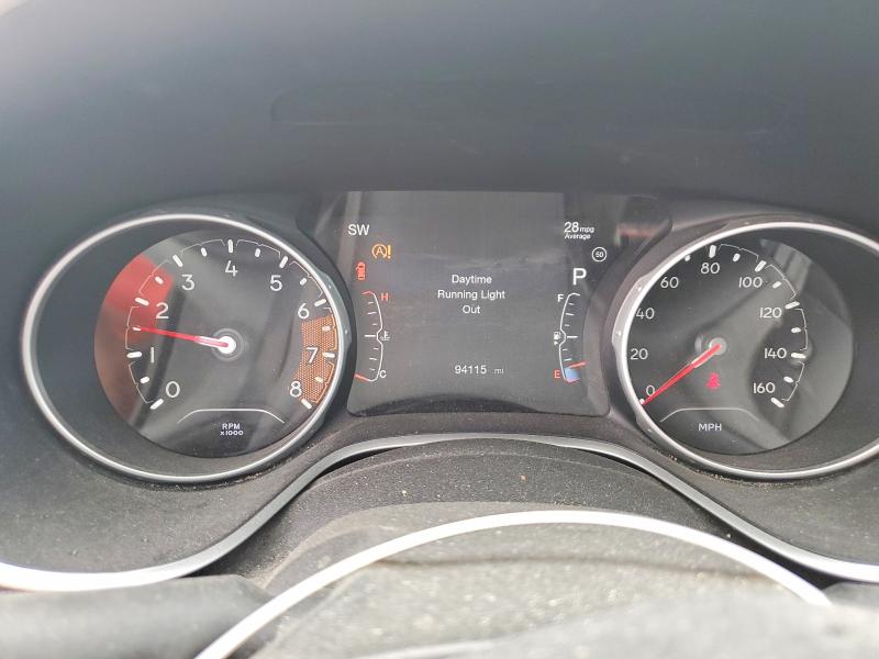 55129466 :رقم المزاد ، 3C4NJDBB1JT103716 vin ، 2018 Jeep Compass مزاد بيع