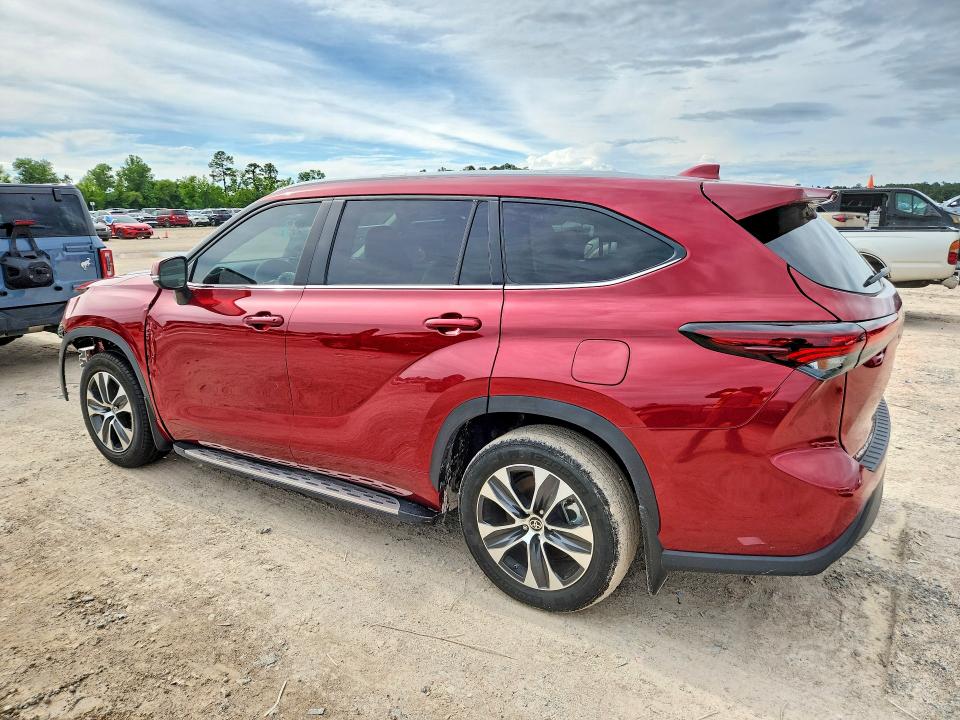 54790476 :رقم المزاد ، 5TDKDRAH2RS533290 vin ، 2024 Toyota Highlander مزاد بيع