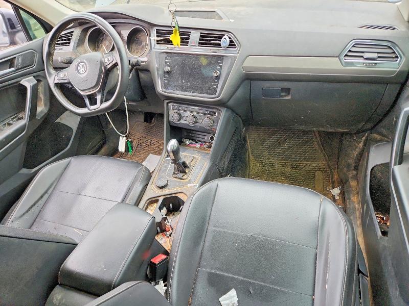 53052226 :رقم المزاد ، 3VV2B7AX7MM091053 vin ، 2021 Volkswagen Tiguan مزاد بيع