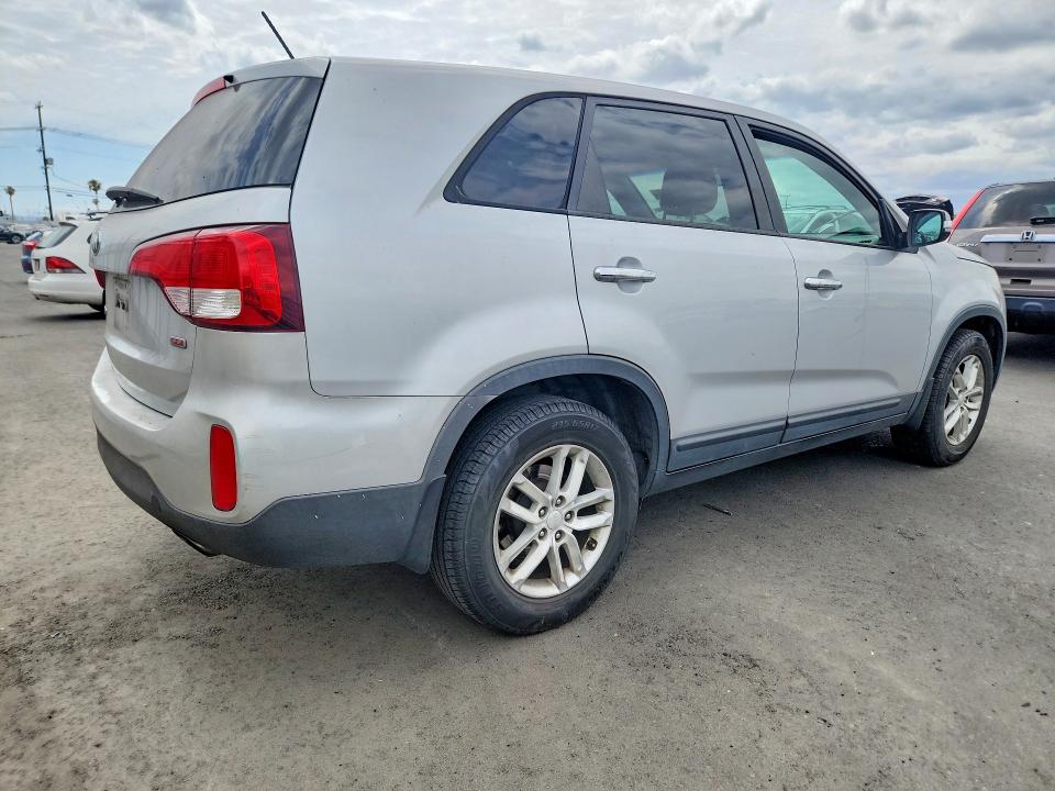 55447896 :رقم المزاد ، 5XYKT3A65EG482180 vin ، 2014 Kia Sorento مزاد بيع