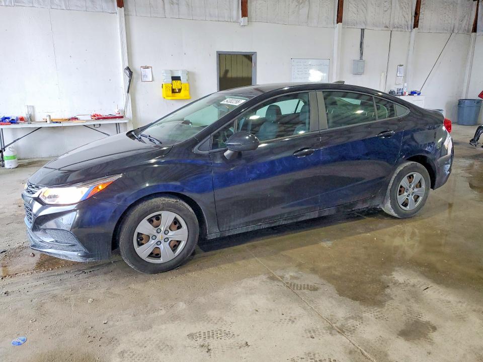 54302296 :رقم المزاد ، 1G1BC5SM5H7240122 vin ، 2017 Chevrolet Cruze مزاد بيع