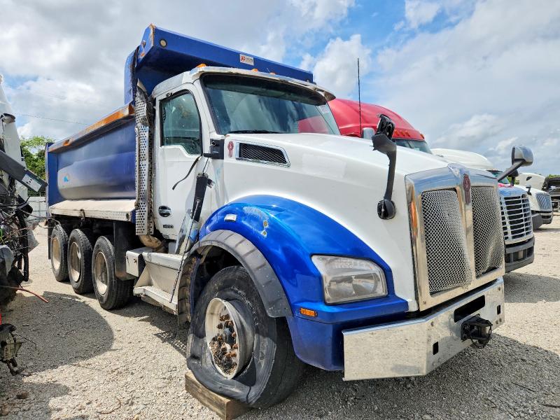 49910196 :رقم المزاد ، 1NKZXPEX7NJ148955 vin ، 2022 Kenworth T880 مزاد بيع