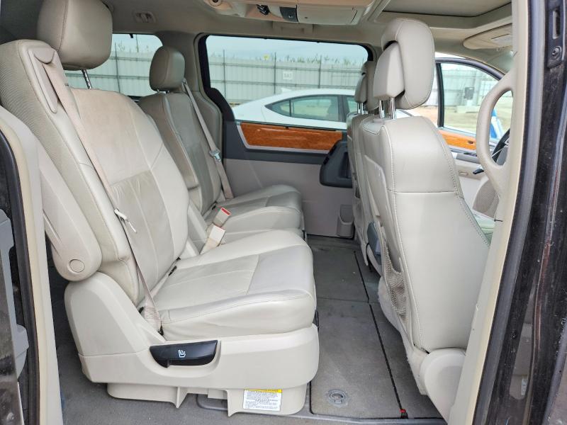 2010 Chrysler Town & Country მანქანა იყიდება აუქციონზე, vin: 2A4RR6DX6AR391082, აუქციონის ნომერი: 53448386