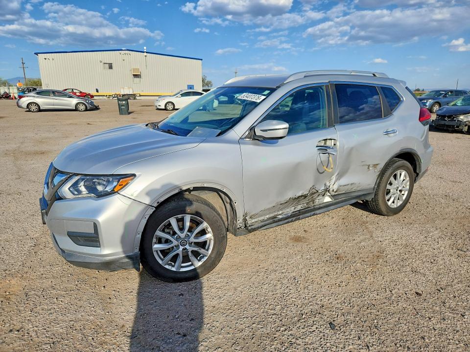 2017 Nissan Rogue მანქანა იყიდება აუქციონზე, vin: KNMAT2MT8HP586042, აუქციონის ნომერი: 53407376