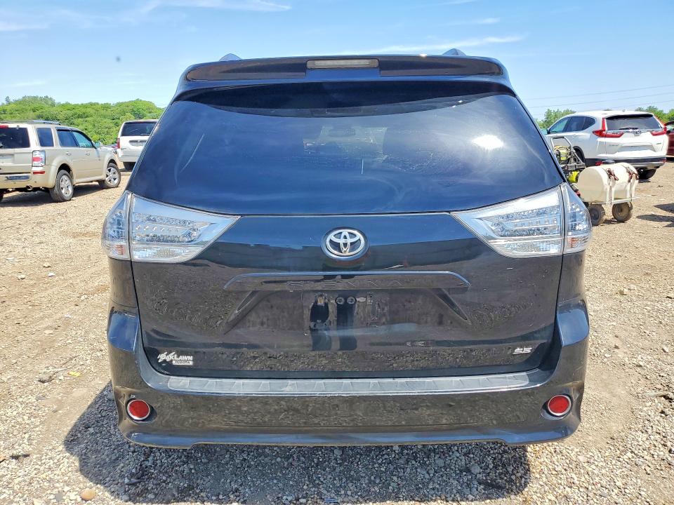 Продажа на аукционе авто 2015 Toyota Sienna, vin: 5TDXK3DC0FS597879, номер лота: 55378316
