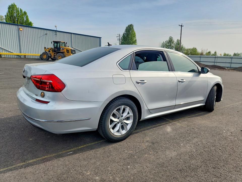 Продажа на аукционе авто 2016 Volkswagen Passat, vin: 1VWAT7A36GC050243, номер лота: 52083316