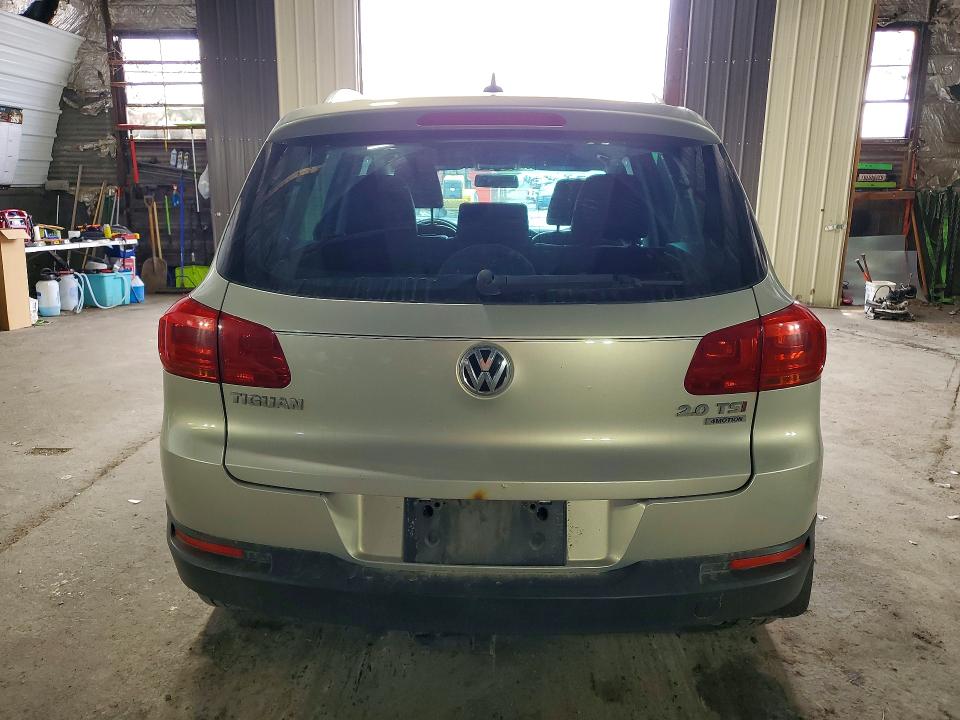 2014 Volkswagen Tiguan მანქანა იყიდება აუქციონზე, vin: WVGBV3AX7EW602272, აუქციონის ნომერი: 53786786